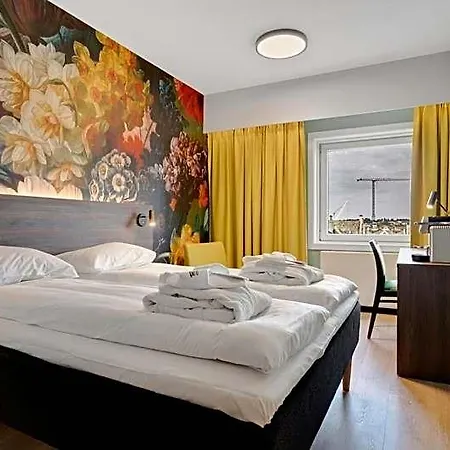 Hotell Thon Saga