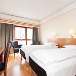 Hotel Thon Saga 3*