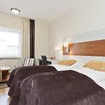 Hotel Thon Saga 3*